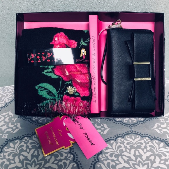 Betsey Johnson Handbags - NEW - Betsy Johnson Wallet & Scarf Gift Set
